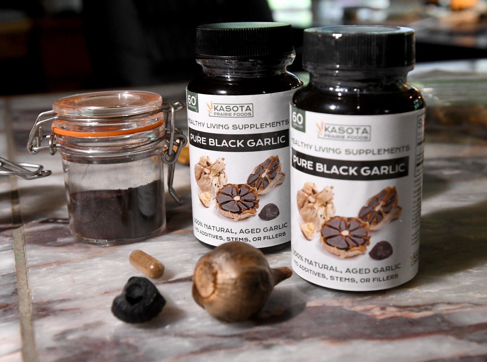 Black garlic 4